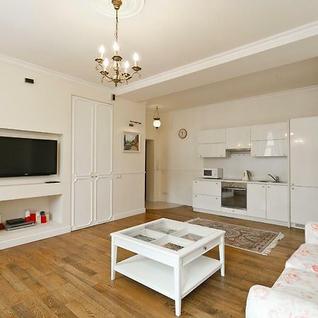 Royal Rent Minsk Apartment Exterior photo